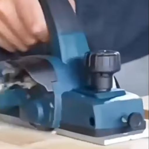آلة تسوية الخشب الكهربائية الم - مراجعة Planer Handheld Electric وسعره