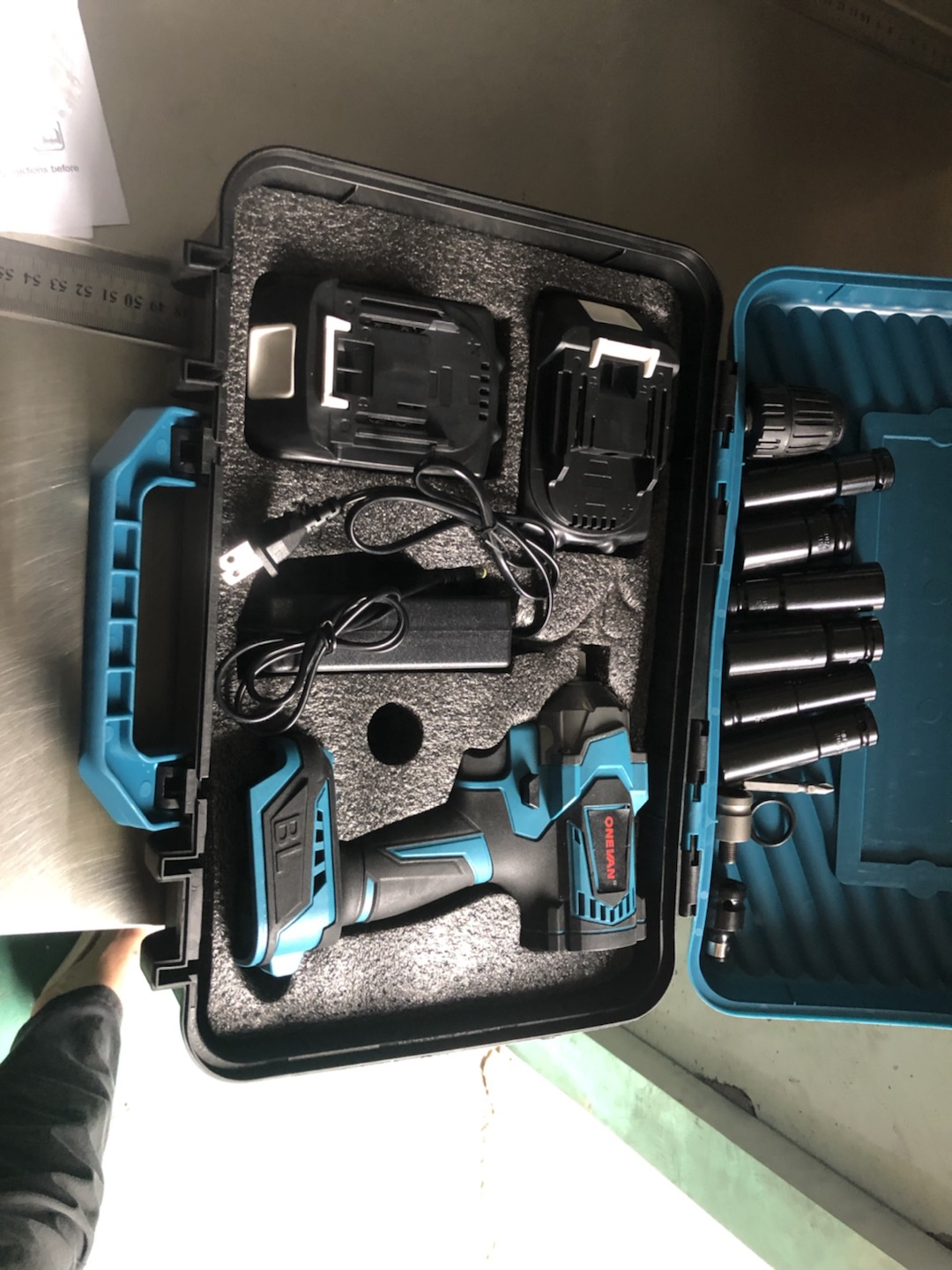 مفك براغي كهربائي بدون فرشاة ب - مراجعة Power Tools Electrical وسعره